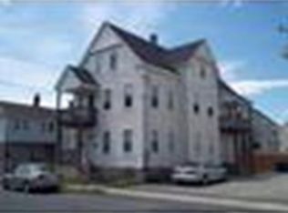 44 W School St, West Springfield, MA 01089