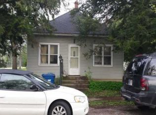 320 S New York St, Remington, IN