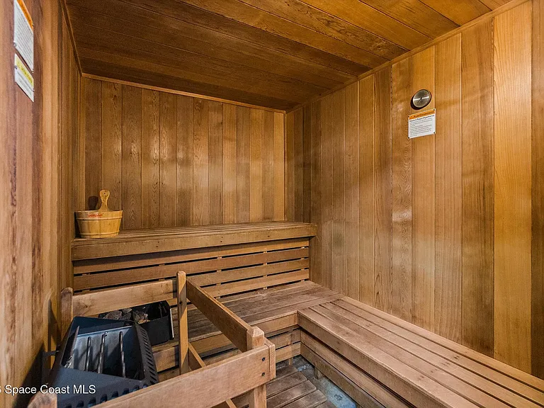 601 Shorewood Dr #G505 — Photo 25