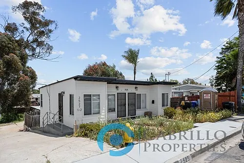 2527 Tuberose St #1 Photo 1