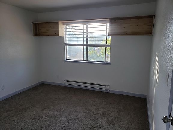 3rd image of 1647 Padula Dr #A