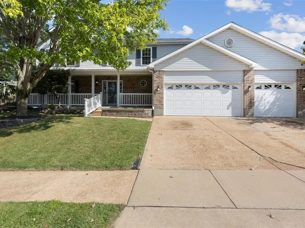 1942 Telford Dr, Saint Louis, MO 63125