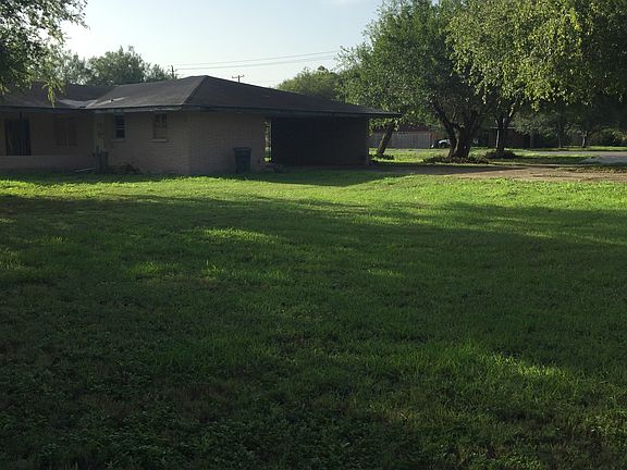 5th image of 1211 W Freddy Gonzalez Dr