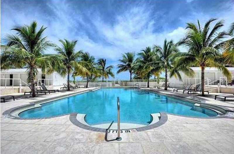 1st image of 4925 Collins Ave APT 4A