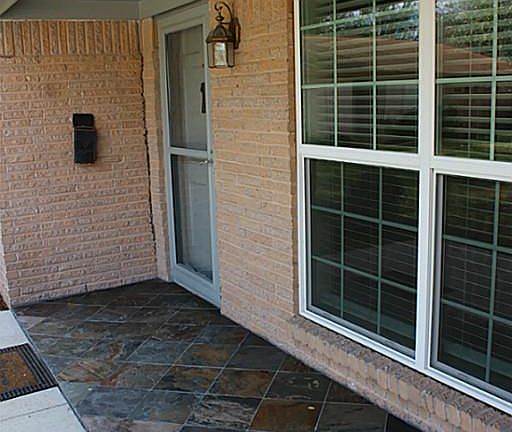 3rd image of 903 Beechgrove Dr