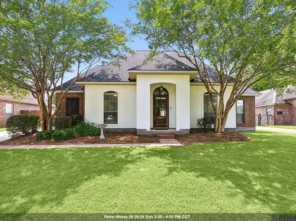 29259 Red Willow Dr, Denham Springs, LA 70726