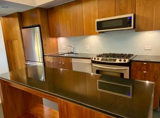 33 W Pender St #204, Vancouver, BC V6B0E5