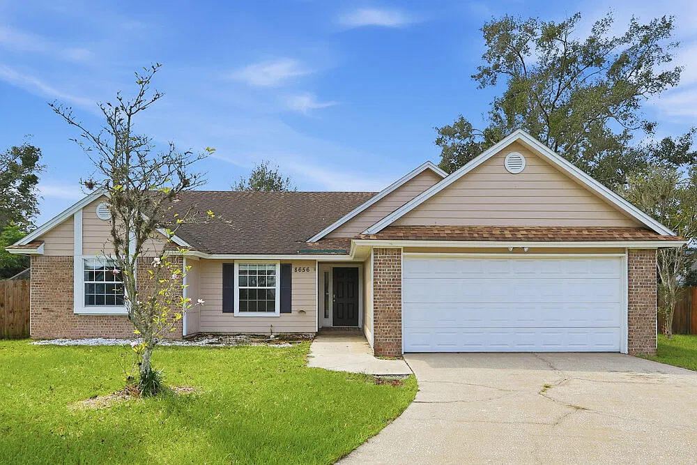 3 bed, 2.0 bath, 1683 sqft, $1,965 — Photo 1