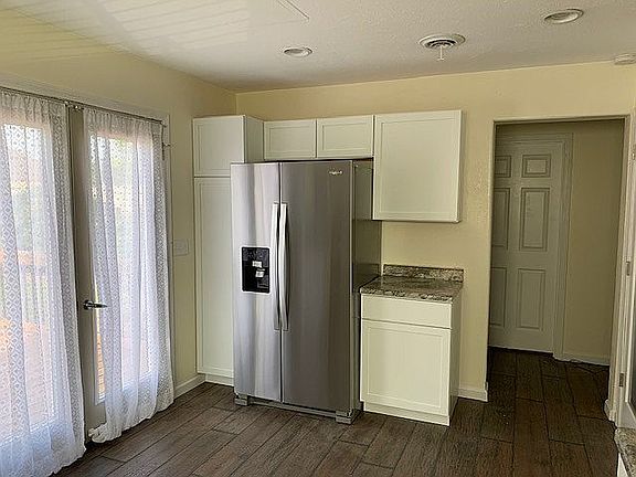 3rd image of 1050 1st St