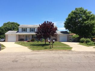 6220 Birch Row Dr, East Lansing, MI 48823