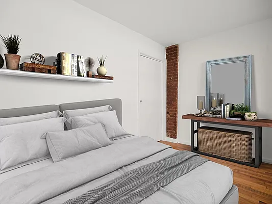 Rented by Upton Realty Group | media 8