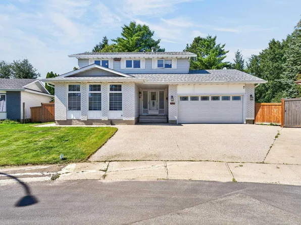 8632 184th St NW, Edmonton, AB T5T 1J9