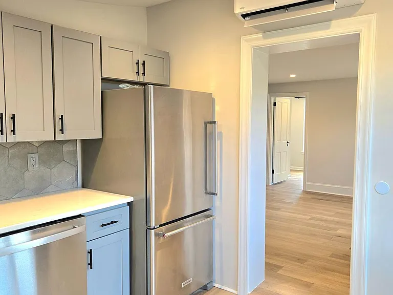 119 Chestnut St #2 — Photo 4