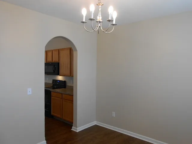 7266 Rondeau Dr — Photo 5