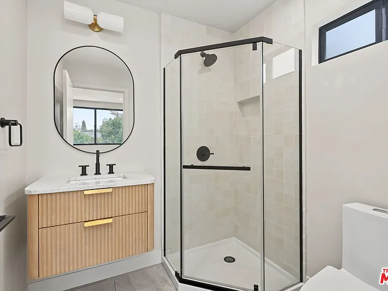 5841 Whitworth Dr — Photo 18