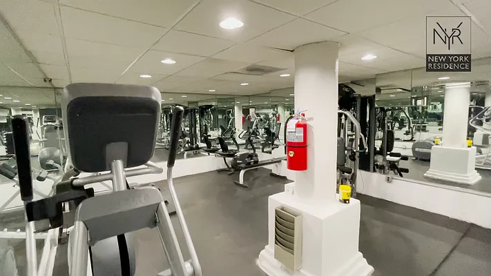 Rented by New York Residence | media 15