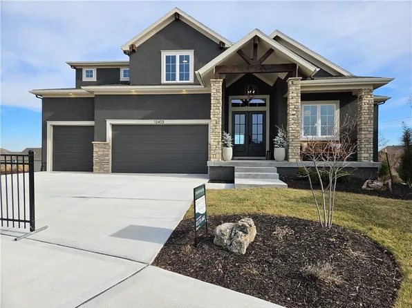 12403 W 182nd Ct, Overland Park, KS 66013