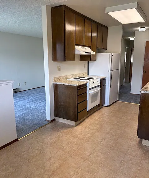 2740 Park Ave #O — Photo 2