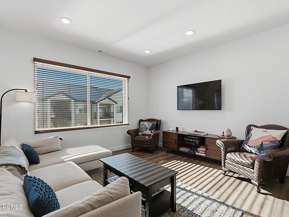 4th image of 1218 S Sawmill Blvd #1-107