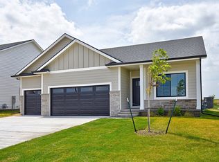 1736 SW Sienna Ct, Grimes, IA 50111