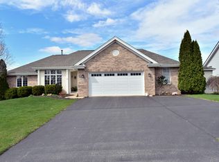 4060 Kensington Way, Rockton, IL 61072