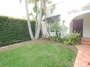 947 N Havenhurst Dr, Los Angeles, CA 90046