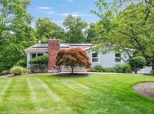 17 Scenic Vista Dr, New City, NY 10956