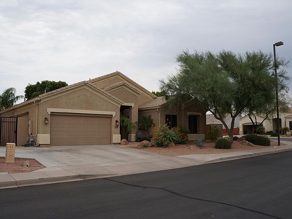 3rd image of 1362 N 86th Pl