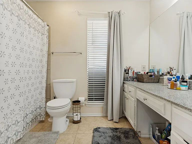 106 E Apollo Rd — Photo 16
