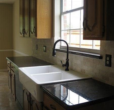 3rd image of 2613 Courtside Ln