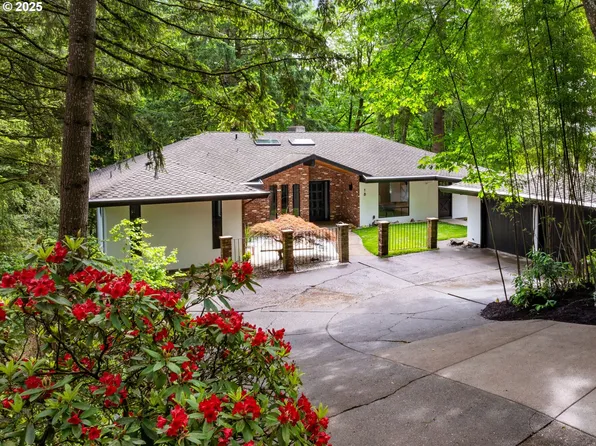 18 Monticello Dr, Lake Oswego, OR 97035