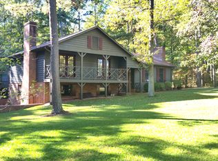 154 Washington Ave, Meherrin, VA 23954