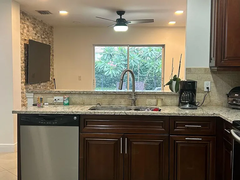 5301 Canoe Bend Dr — Photo 6