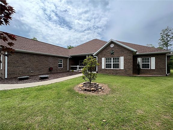 5th image of 3 Iona Cir