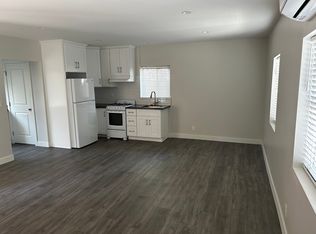 4210 W Chandler Blvd #A, Burbank, CA 91505