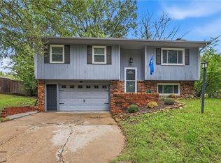 1112 Randall Rd, Lawrence, KS 66049