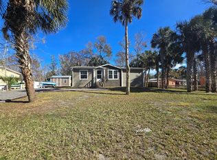 56290 Cherry Tree Rd, Astor, FL 32102