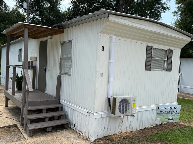 650 E Ten Mile Rd #9 — Photo 4