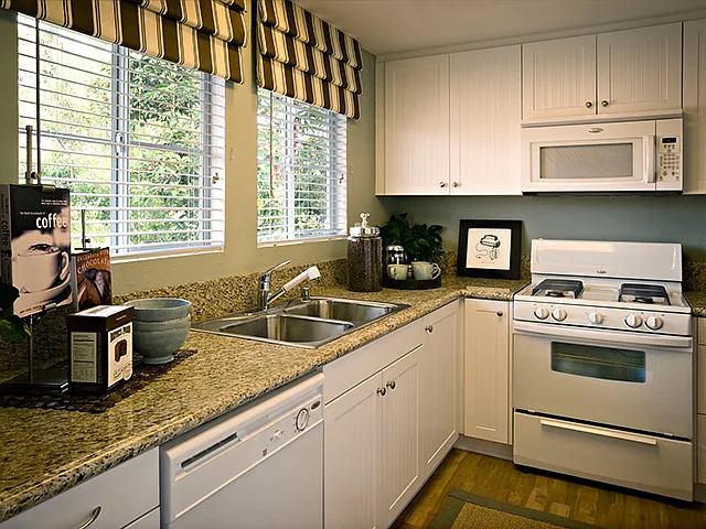 Rancho Santa Fe Apartment Homes — Photo 15