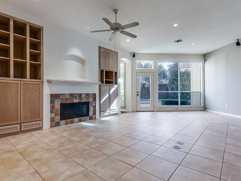 4004 Winter Park Ln — Photo 6