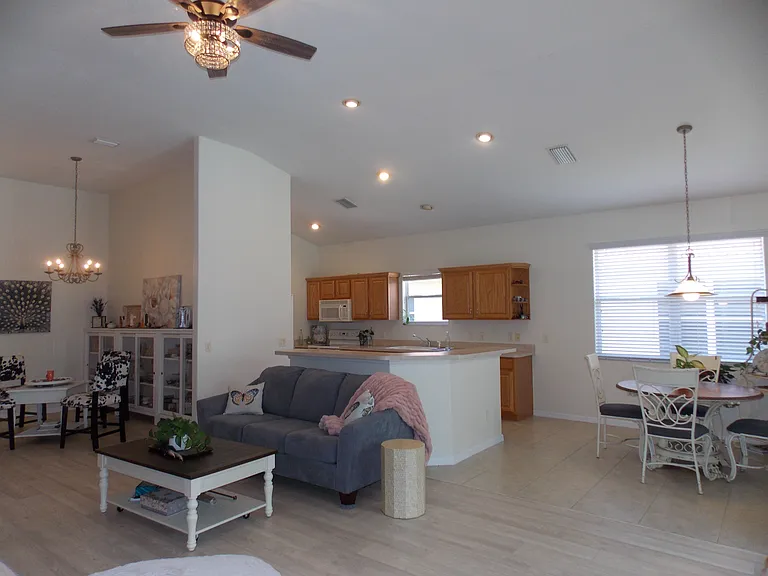 1281 W Diamond Shore Loop — Photo 20
