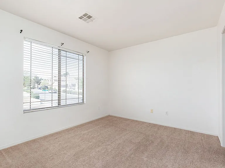 408 Madison Taylor Pl — Photo 33