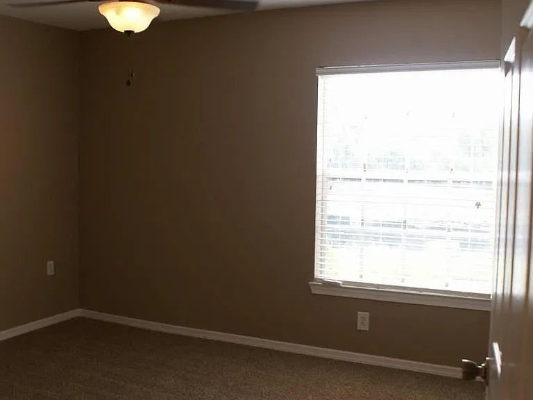 7405 Vista Way #104 — Photo 4