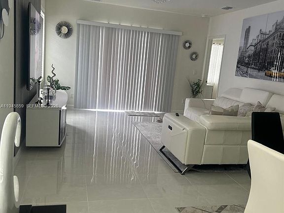 5th image of 12422 SW Rimini Way