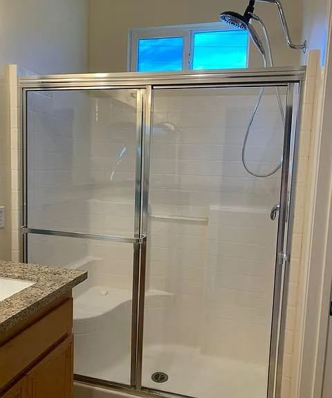 Guest bath.