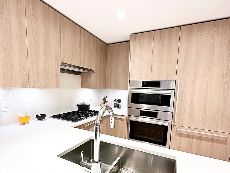 2738 Library Ln #201 — Photo 3