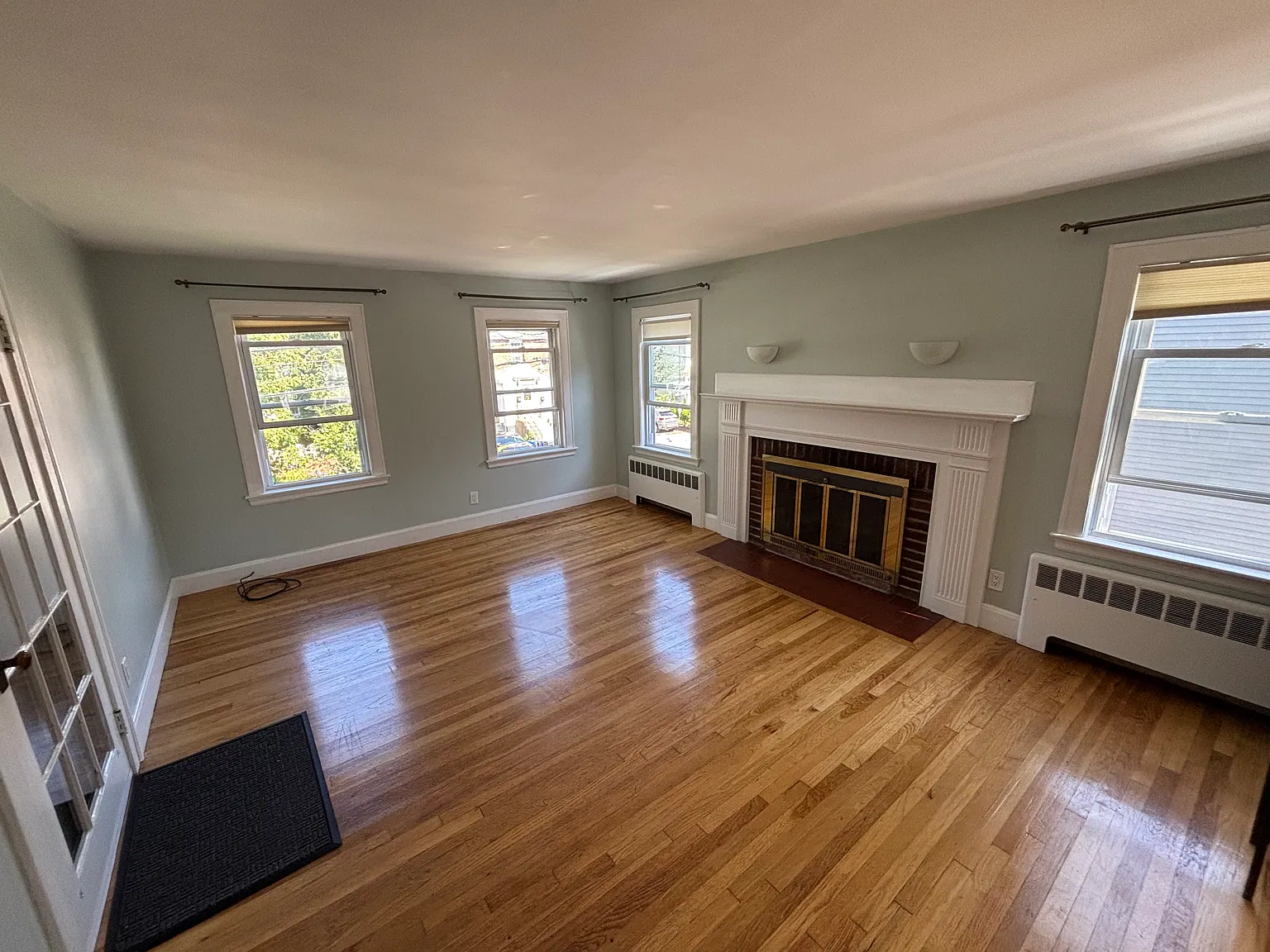 2 bed, 1225 sqft, $2,900 — Photo 1