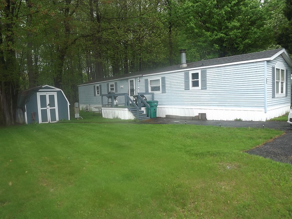 1st image of 33 Lakeside Dr