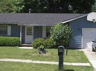 1809 Winchester Dr, Champaign, IL 61821