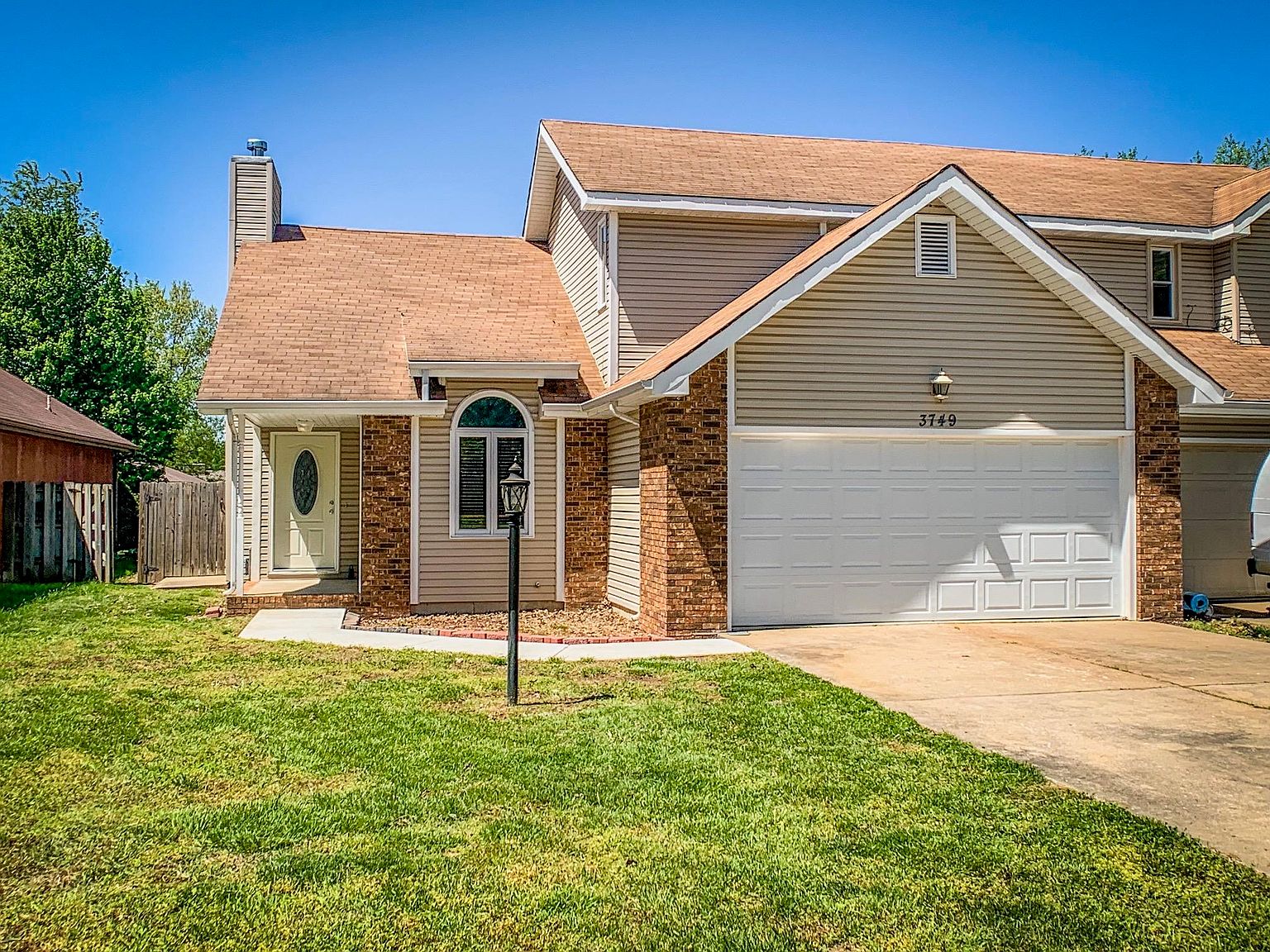 3749 N Pickwick Ave, Springfield, MO 65803 Zillow